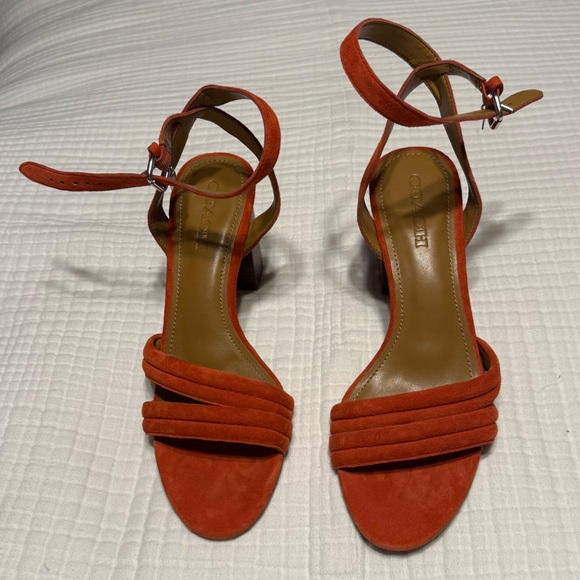 COACH heels sz 10 - Picture 2 of 4